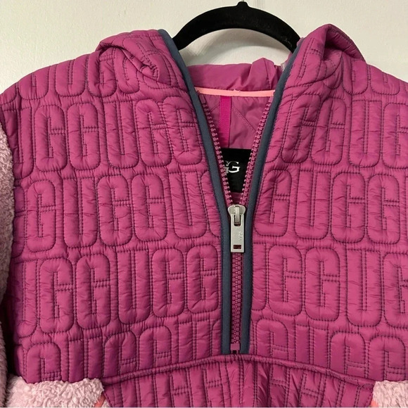 UGG Iggy Sherpa Half Zip Pullover Pink with Hood & Pockets Women's Size XS NWT - Picture 5 of 12